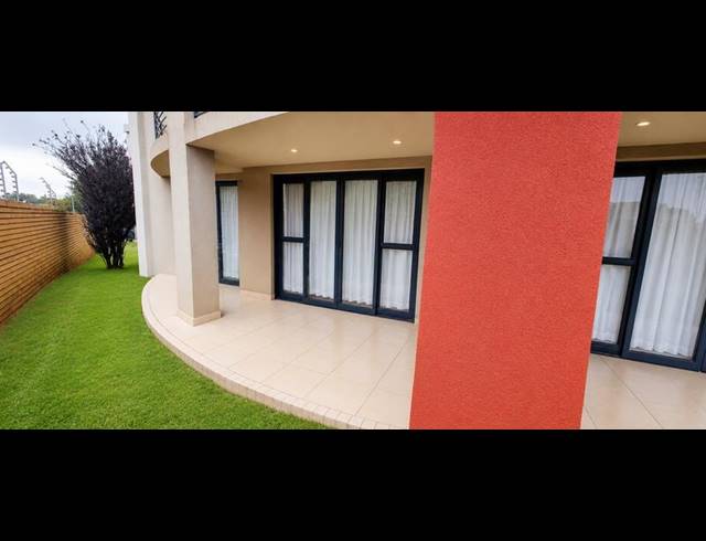 2 BEDROOM APARTMENT FOR SALE IN AMBERFIELD